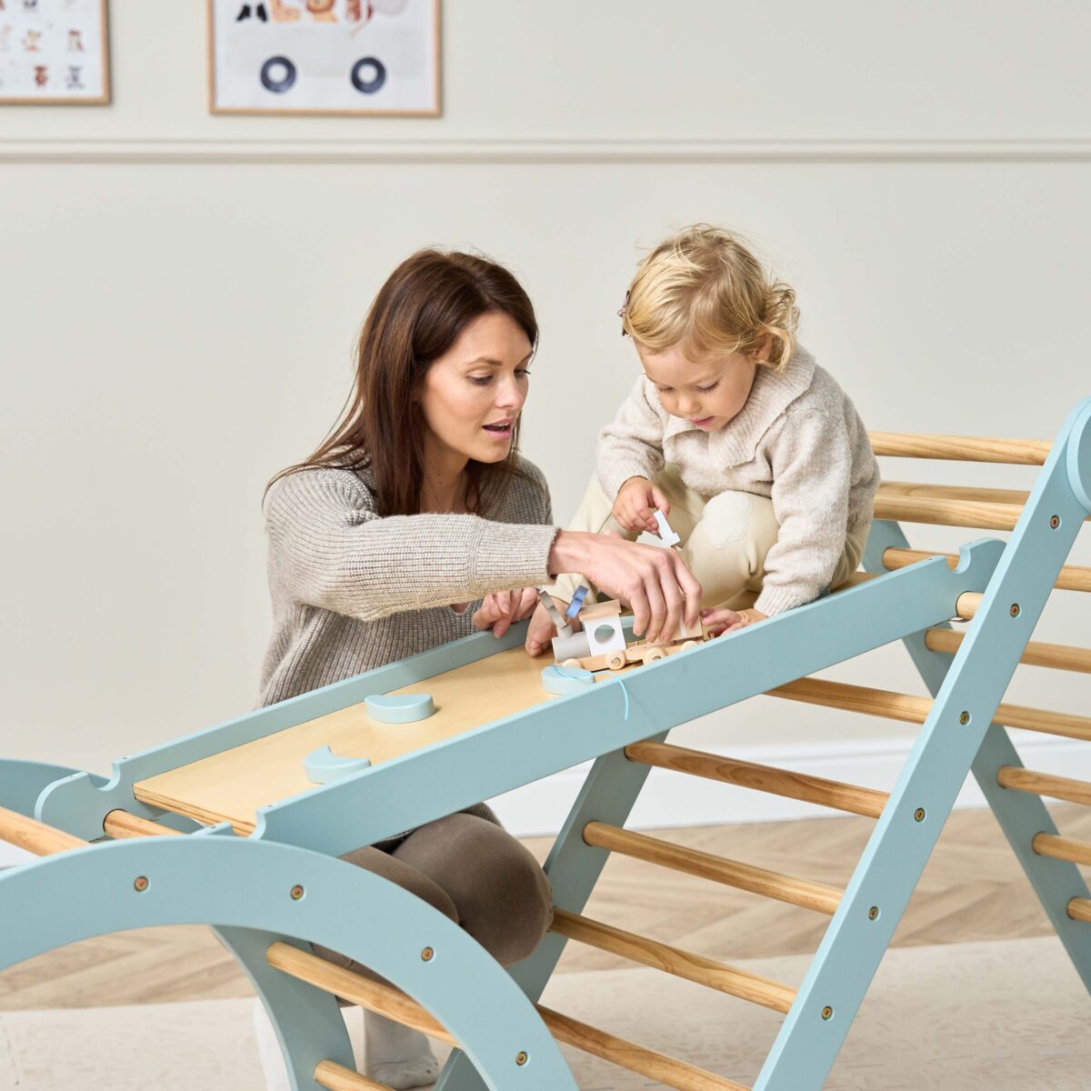 Scala-Montessori-Pikler-Climbing-Frame-Ocean-Stone-12